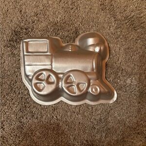 Wilton Silver Train Cake Pan